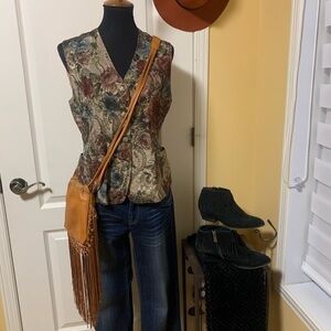 🦃Floral vintage butonned Vest by Two Roads